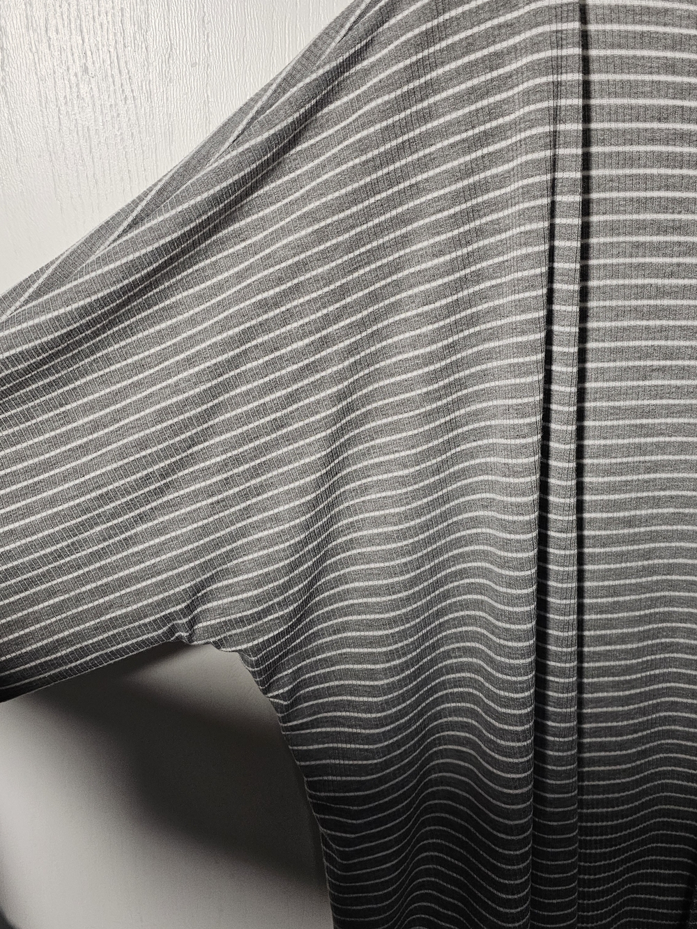 LuLaRoe Gray and White Striped Open Cardigan - Picture 3 of 7